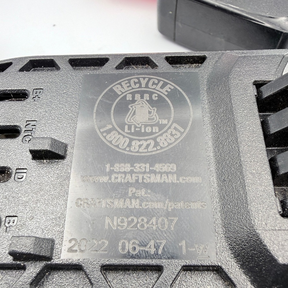 Craftsman Battery and Charger V20 1.5Ah Lithium Ion CMCB2015 Black Red - Picture 3 of 9